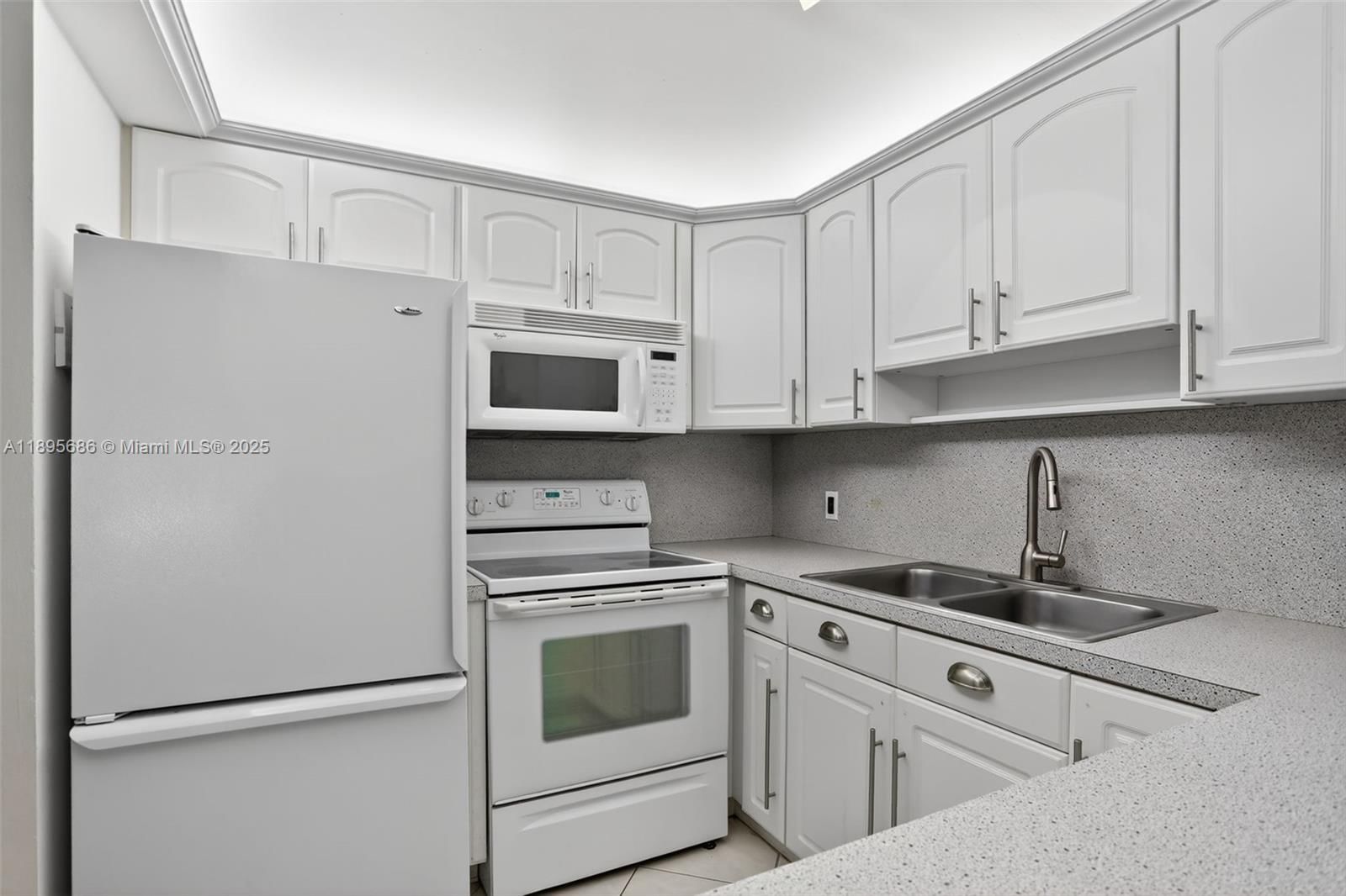 Real estate property located at 700 2nd Ave #311, Broward, Brookfield Gardens North, Deerfield Beach, FL