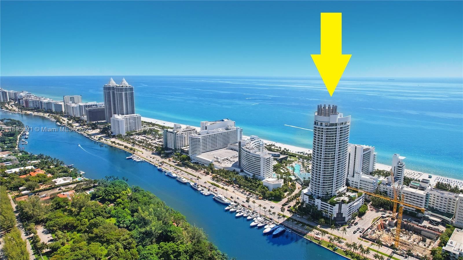 Real estate property located at 4401 Collins Ave #2011, Miami-dade, Fontainebleau Ii Condo, Miami Beach, FL