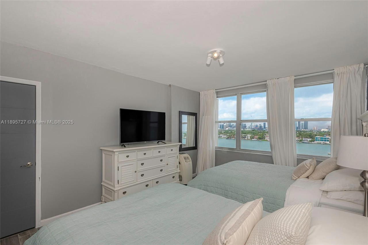 Real estate property located at 3 Island Ave #09E, Miami-dade, Belle Isle, Miami Beach, FL