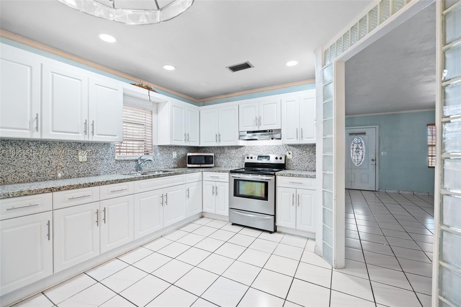 Real estate property located at 4650 129th Ave, Miami-dade, Royale Green Townhouse Se, Miami, FL