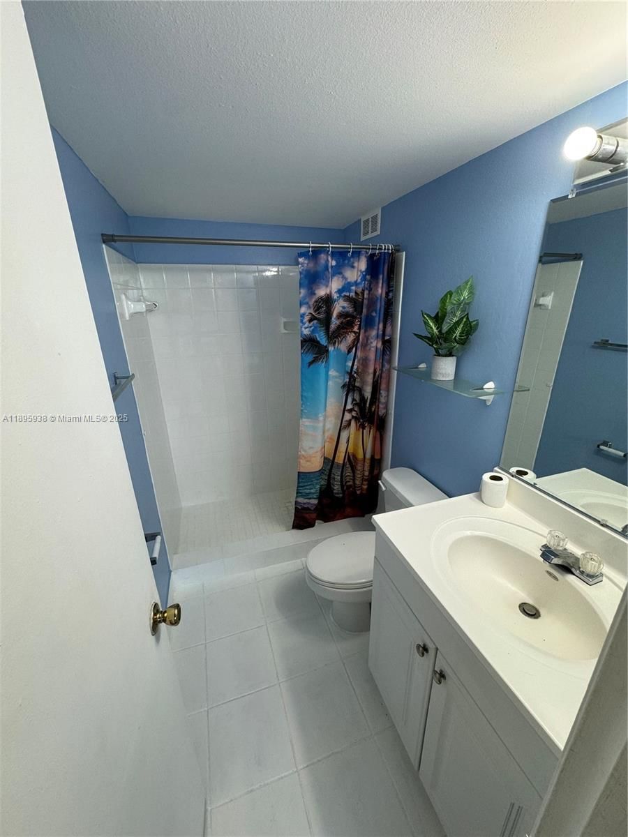 Real estate property located at 1251 108th St #602, Miami-dade, Harbour Pointe Of Miami C, Miami, FL