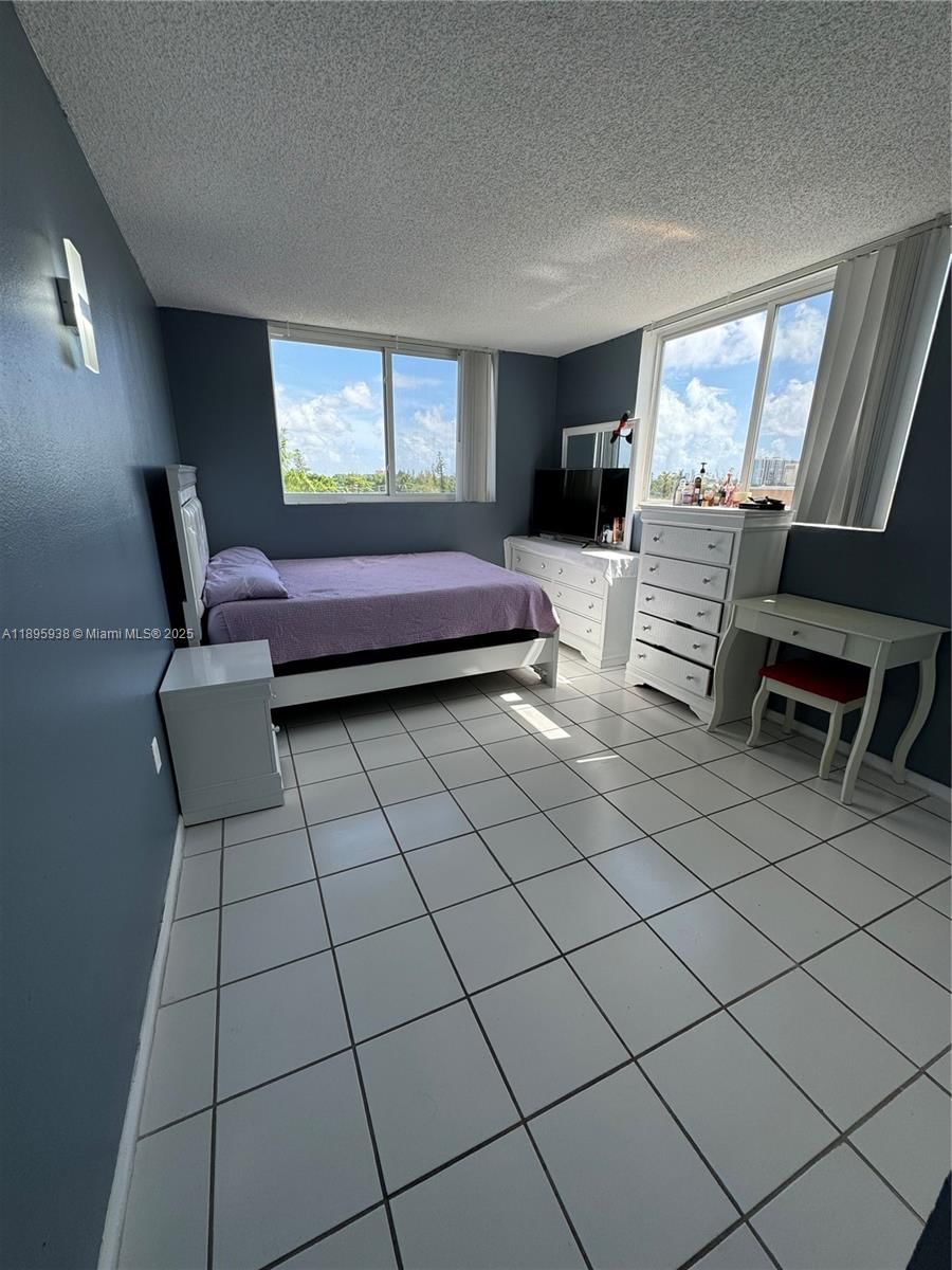 Real estate property located at 1251 108th St #602, Miami-dade, Harbour Pointe Of Miami C, Miami, FL