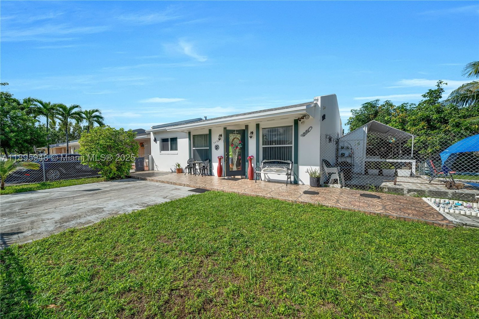 Real estate property located at 5402 128th Pl, Miami-dade, Royale Green Townhouse Se, Miami, FL