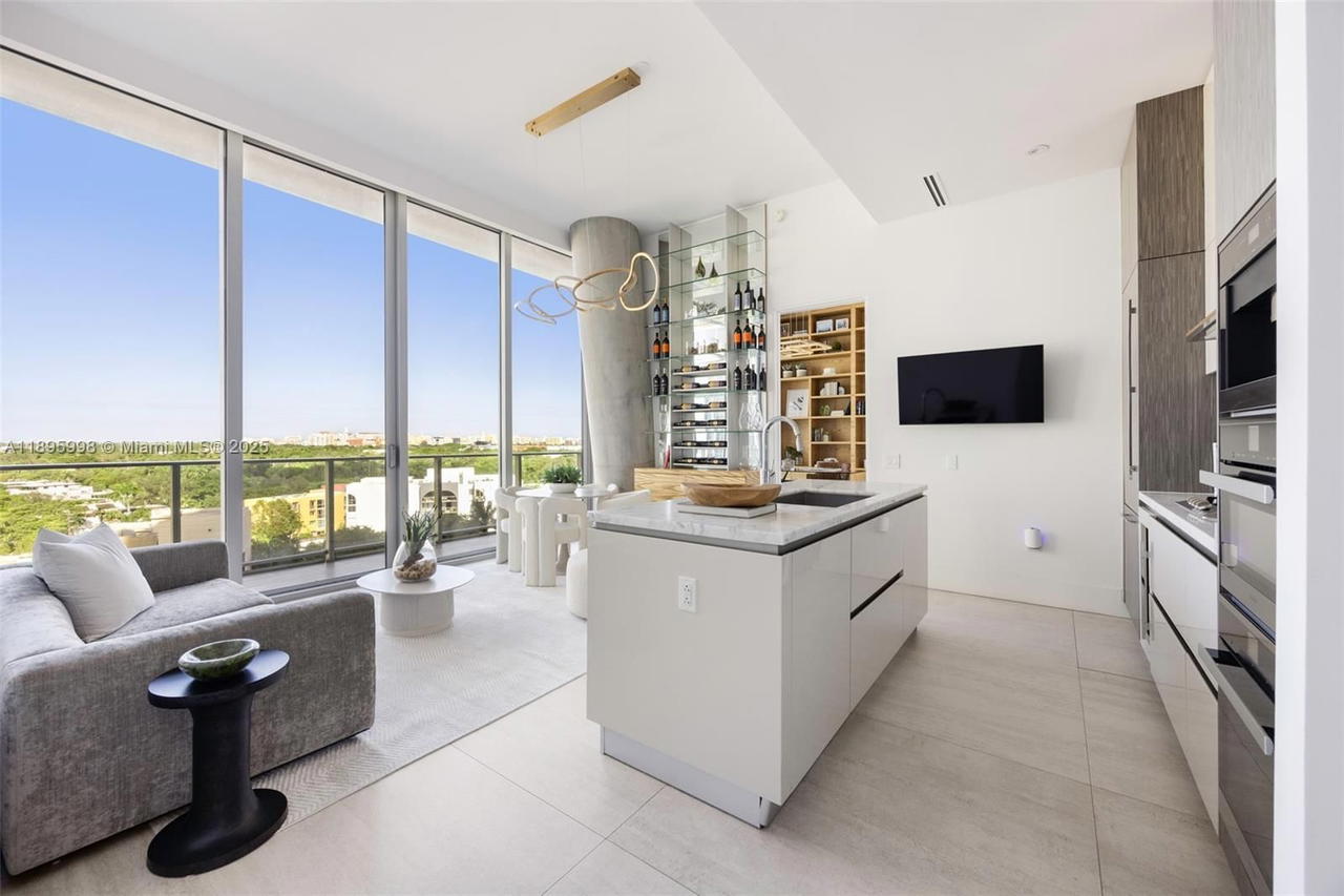 Real estate property located at 2669 Bayshore Dr #804N, Miami-dade, Dinner Key, Coconut Grove, FL