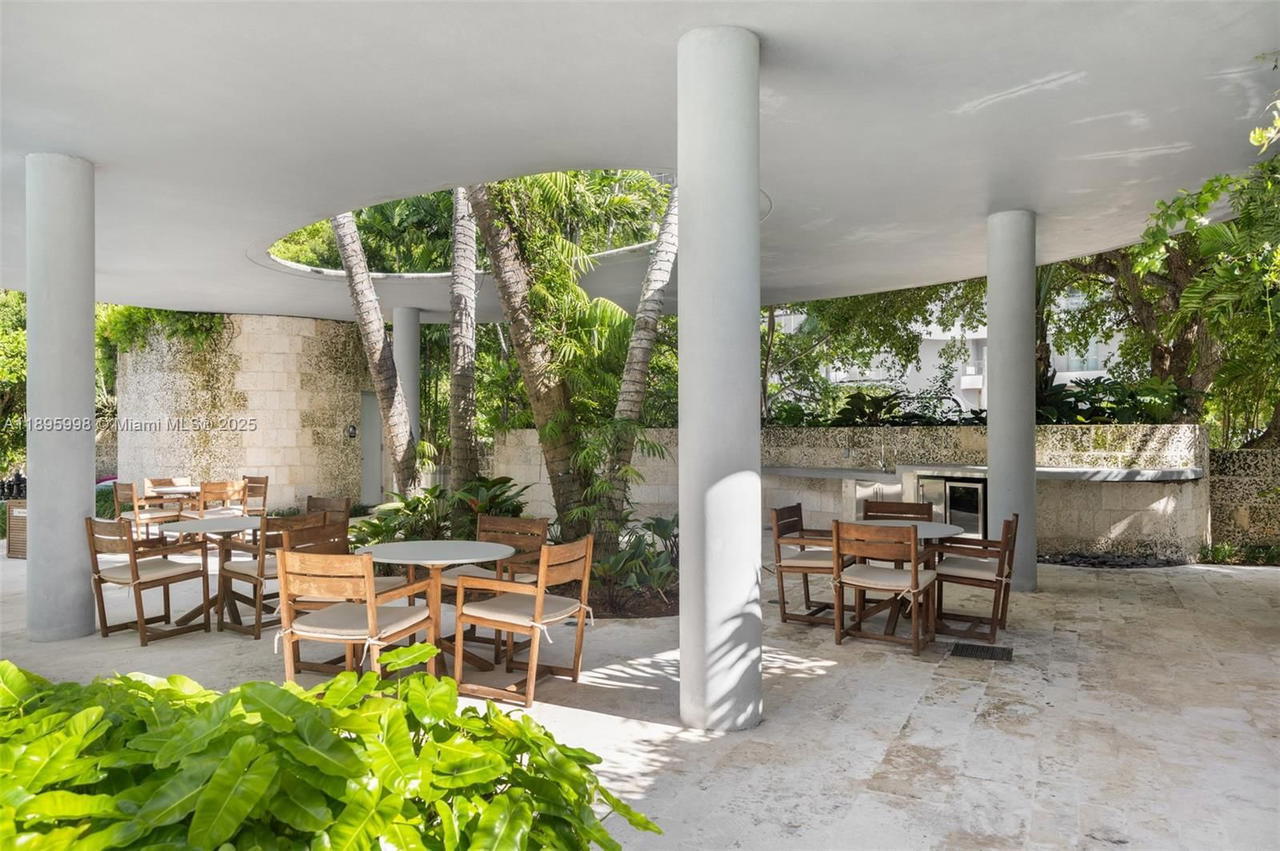 Real estate property located at 2669 Bayshore Dr #804N, Miami-dade, Dinner Key, Coconut Grove, FL