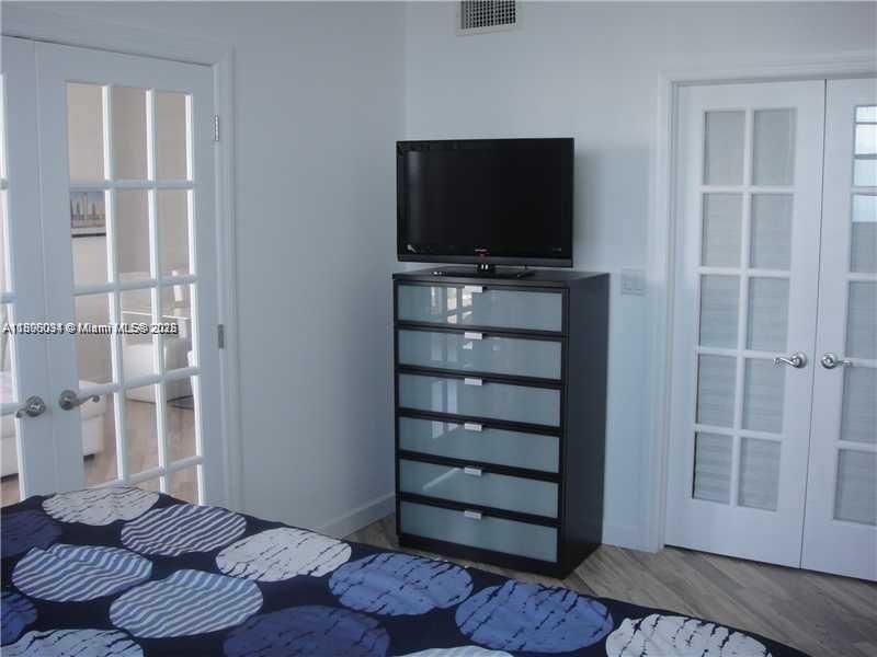 Real estate property located at 19380 Collins Ave #1624, Miami-dade, Oceanview Building B Cond, Sunny Isles Beach, FL
