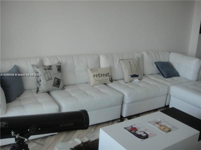Real estate property located at 19380 Collins Ave #1624, Miami-dade, Oceanview Building B Cond, Sunny Isles Beach, FL