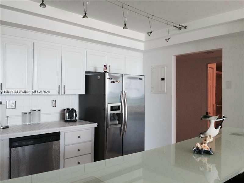 Real estate property located at 19380 Collins Ave #1624, Miami-dade, Oceanview Building B Cond, Sunny Isles Beach, FL