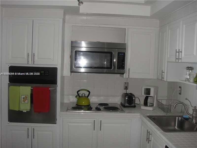 Real estate property located at 19380 Collins Ave #1624, Miami-dade, Oceanview Building B Cond, Sunny Isles Beach, FL