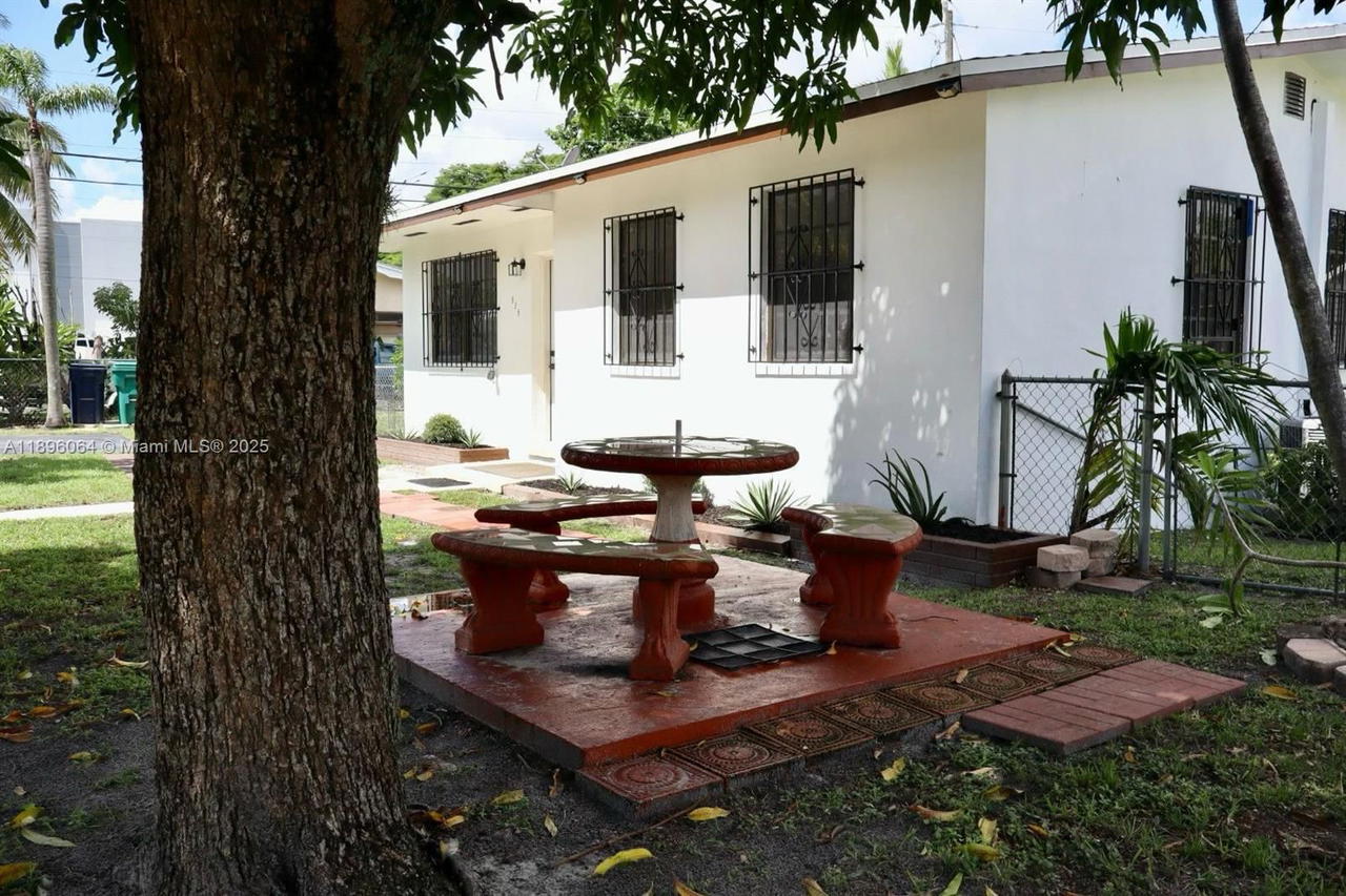 Real estate property located at 535 Harem Ave, Miami-dade, Curtiss Park, Opa Locka, FL