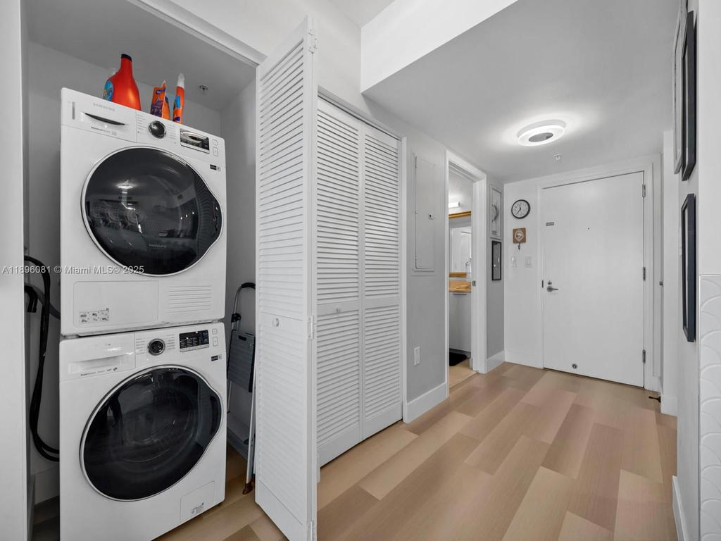Real estate property located at 1800 Bayshore Dr #1505, Miami-dade, 1800 Club Condo, Miami, FL