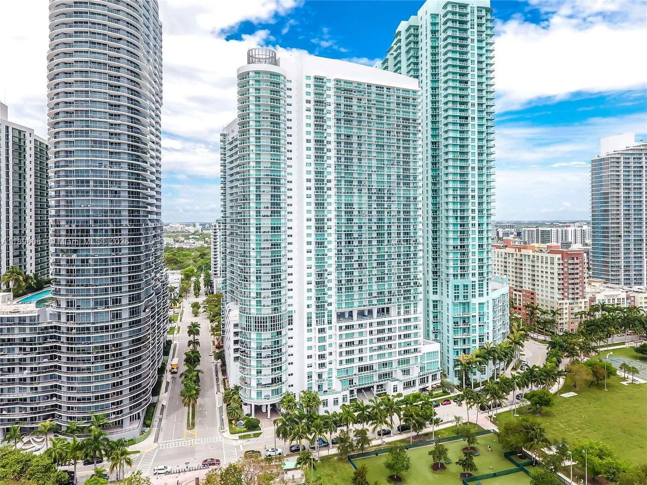Real estate property located at 1800 Bayshore Dr #1505, Miami-dade, 1800 Club Condo, Miami, FL