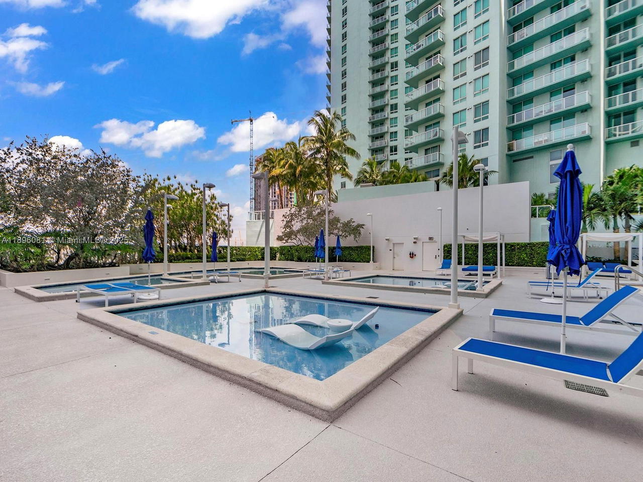 Real estate property located at 1800 Bayshore Dr #1505, Miami-dade, 1800 Club Condo, Miami, FL