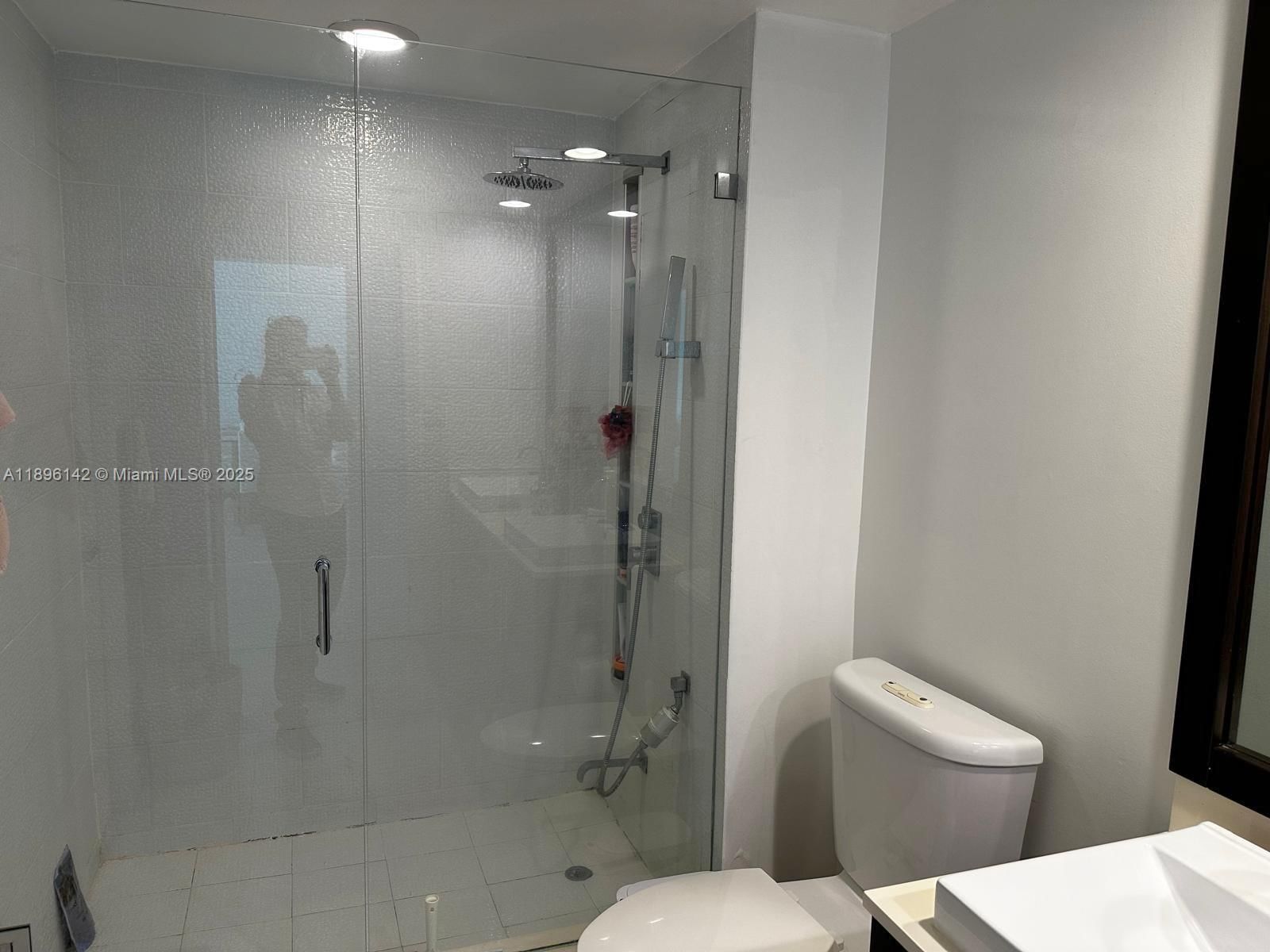 Real estate property located at 2000 Bayshore Dr #625, Miami-dade, Cite Condo, Miami, FL