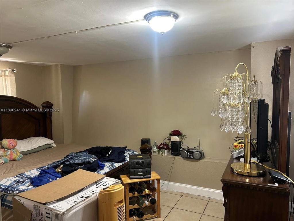 Real estate property located at 6121 Madison St, Broward, Breeze Haven, Hollywood, FL
