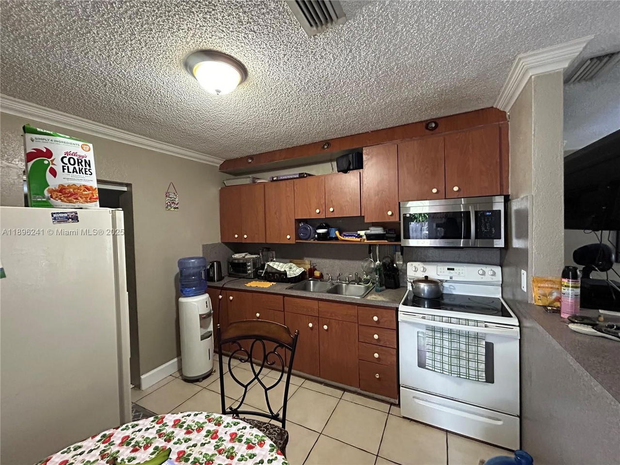 Real estate property located at 6121 Madison St, Broward, Breeze Haven, Hollywood, FL