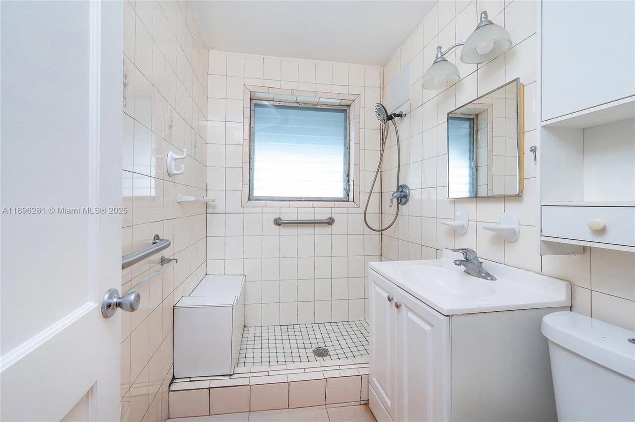 Real estate property located at 6595 31st St, Miami-dade, Coral Villas Rev, Miami, FL