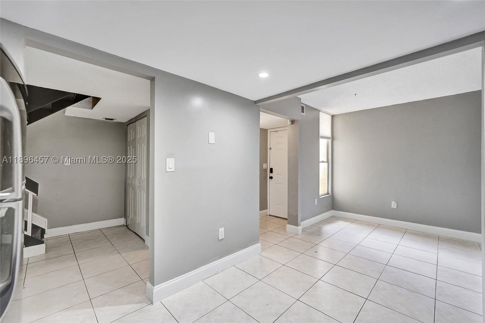 Real estate property located at 8401 Sample Rd #20, Broward, Lafayette Condo, Coral Springs, FL
