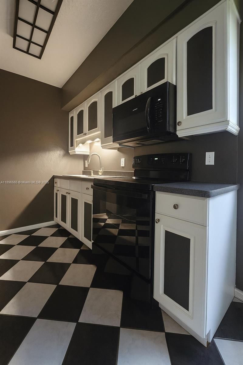 Real estate property located at 15770 17th Pl, Miami-dade, Bunche Park 1 Addn, Miami Gardens, FL
