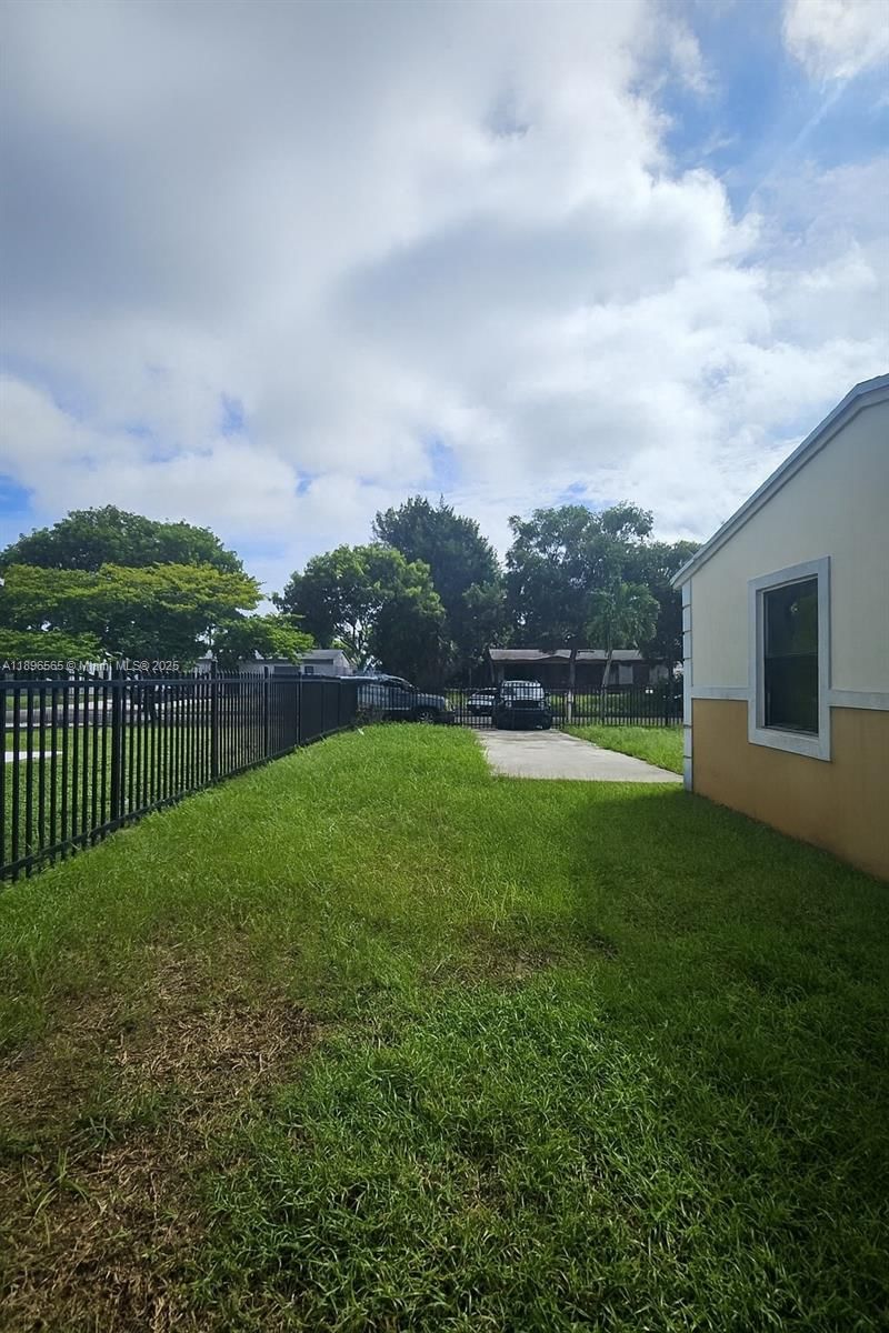 Real estate property located at 15770 17th Pl, Miami-dade, Bunche Park 1 Addn, Miami Gardens, FL