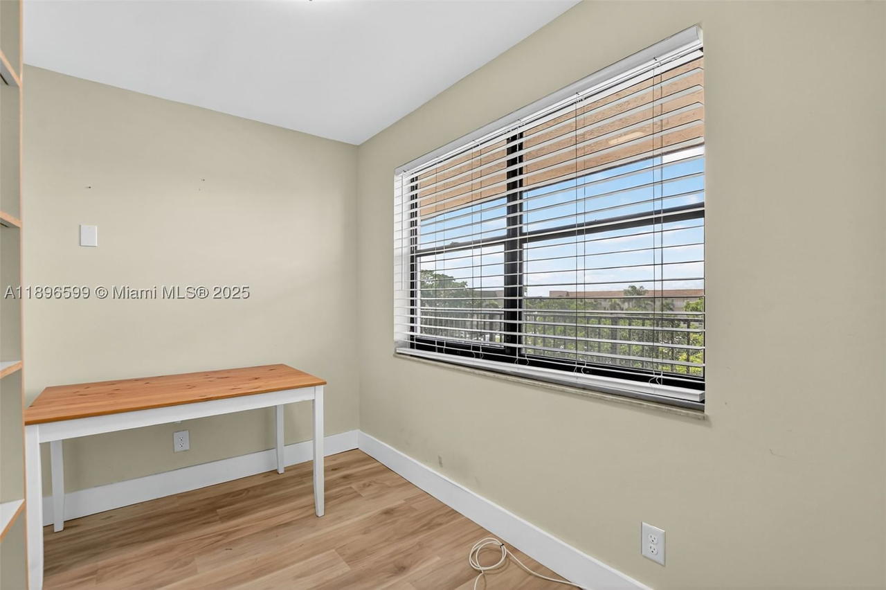 Real estate property located at , Broward, Sunrise Lakes 183 Condo, Sunrise, FL