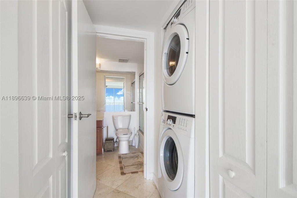 Real estate property located at 7601 Treasure Dr #1219, Miami-dade, The Grandview Palace Cond, North Bay Village, FL