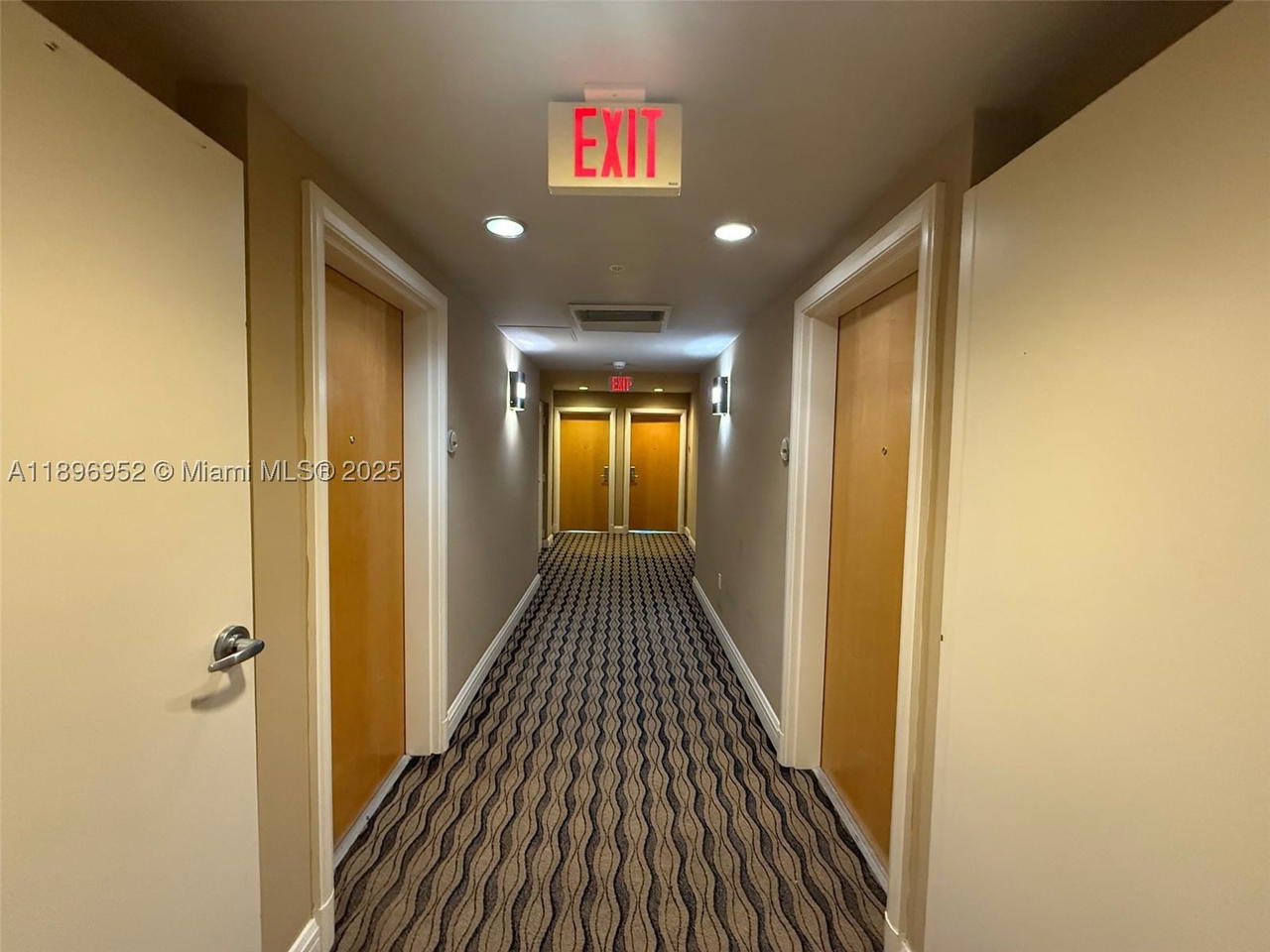 Real estate property located at 244 Biscayne Blvd #3708, Miami-dade, Vizcayne North Condo, Miami, FL