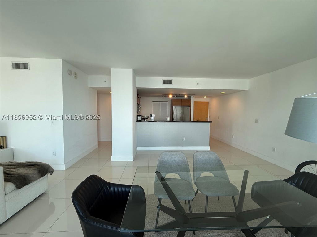 Real estate property located at 244 Biscayne Blvd #3708, Miami-dade, Vizcayne North Condo, Miami, FL