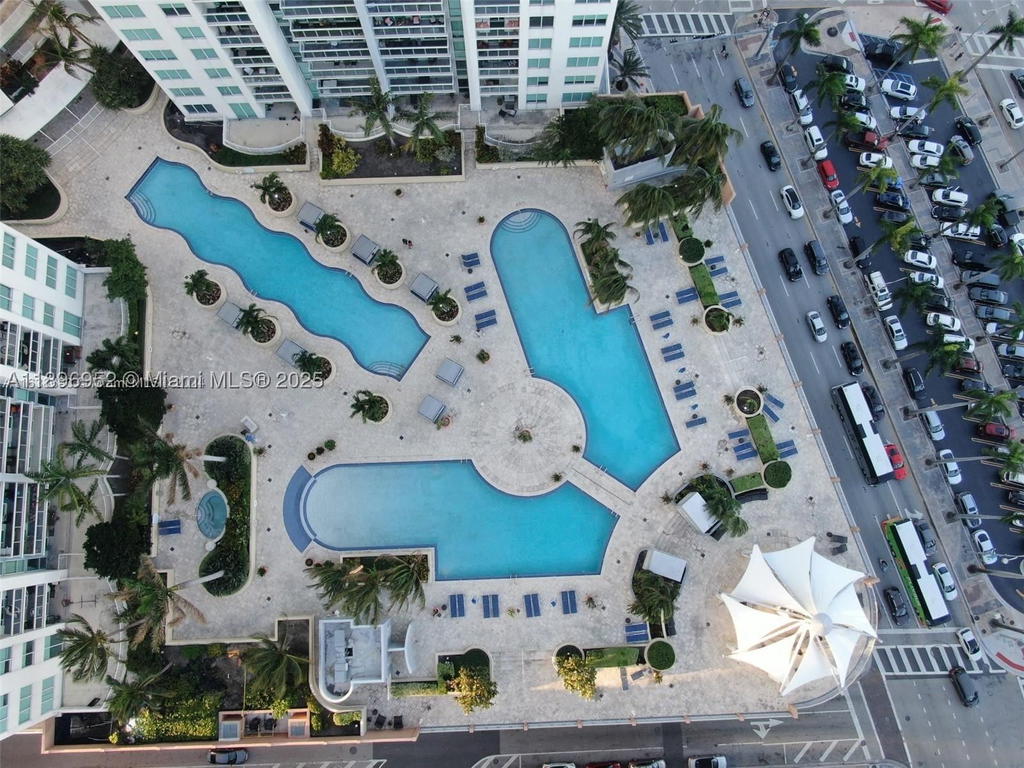 Real estate property located at 244 Biscayne Blvd #3708, Miami-dade, Vizcayne North Condo, Miami, FL