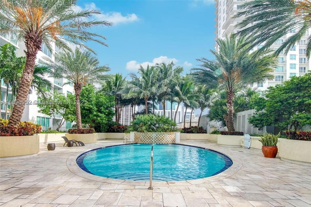 Real estate property located at 244 Biscayne Blvd #3708, Miami-dade, Vizcayne North Condo, Miami, FL