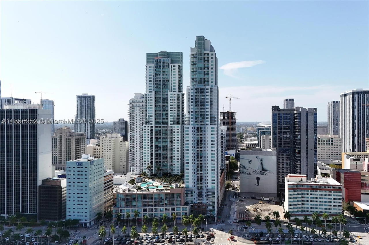 Real estate property located at 244 Biscayne Blvd #3708, Miami-dade, Vizcayne North Condo, Miami, FL