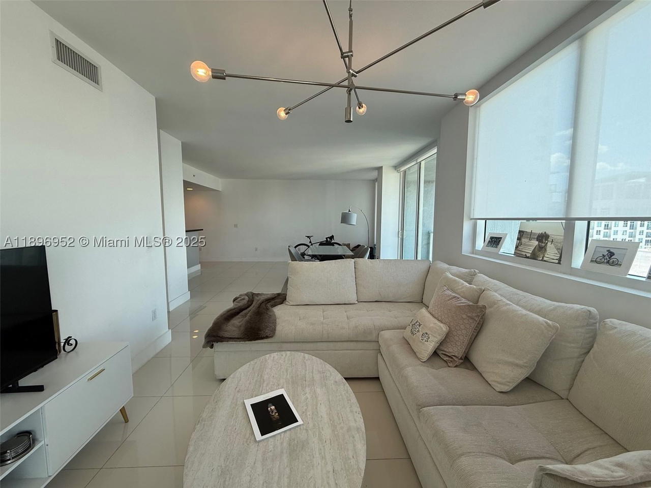 Real estate property located at 244 Biscayne Blvd #3708, Miami-dade, Vizcayne North Condo, Miami, FL