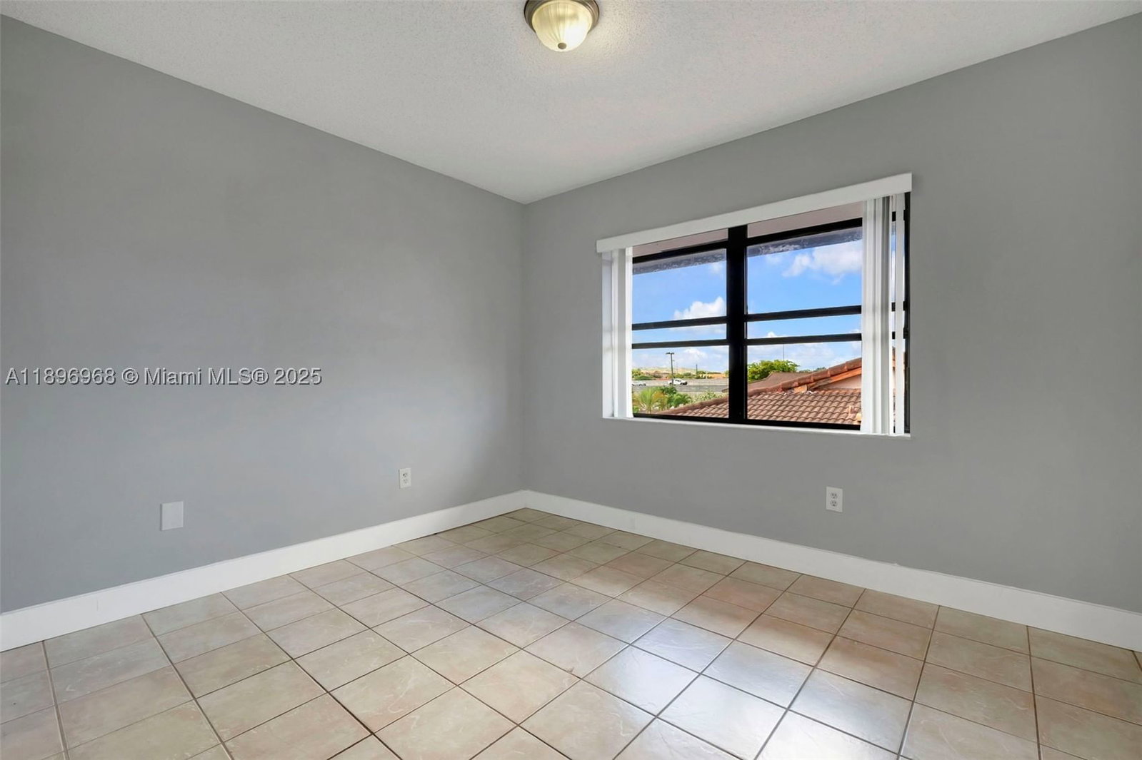 Real estate property located at 5851 20th Ave #412, Miami-dade, Conquistador Park Condo, Hialeah, FL