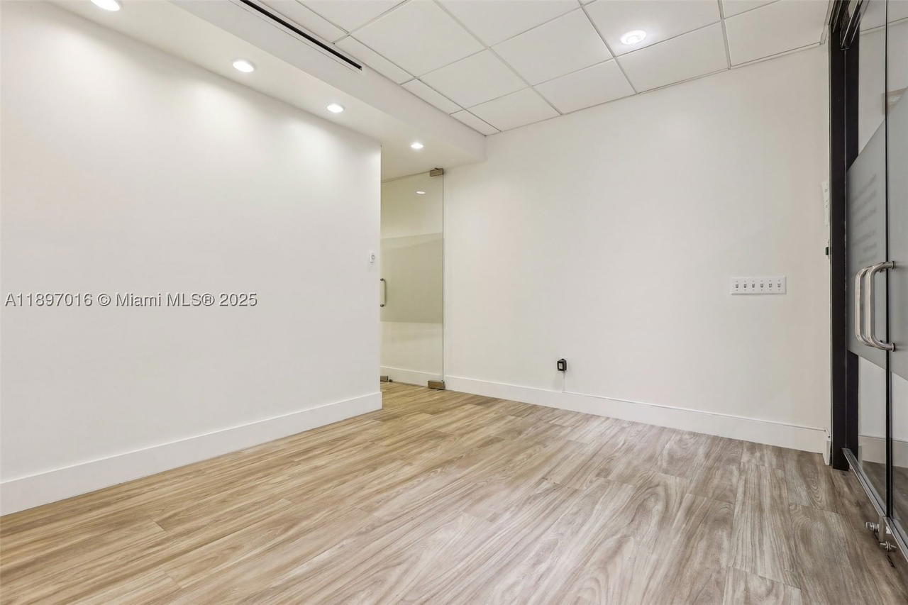 Real estate property located at 1200 Brickell Ave #520A-D, Miami-dade, Miami, FL