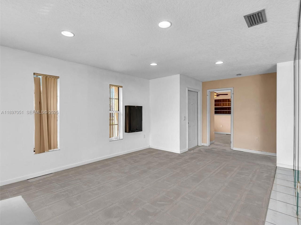 Real estate property located at 17995 105th Ave, Miami-dade, West Perrine, Miami, FL