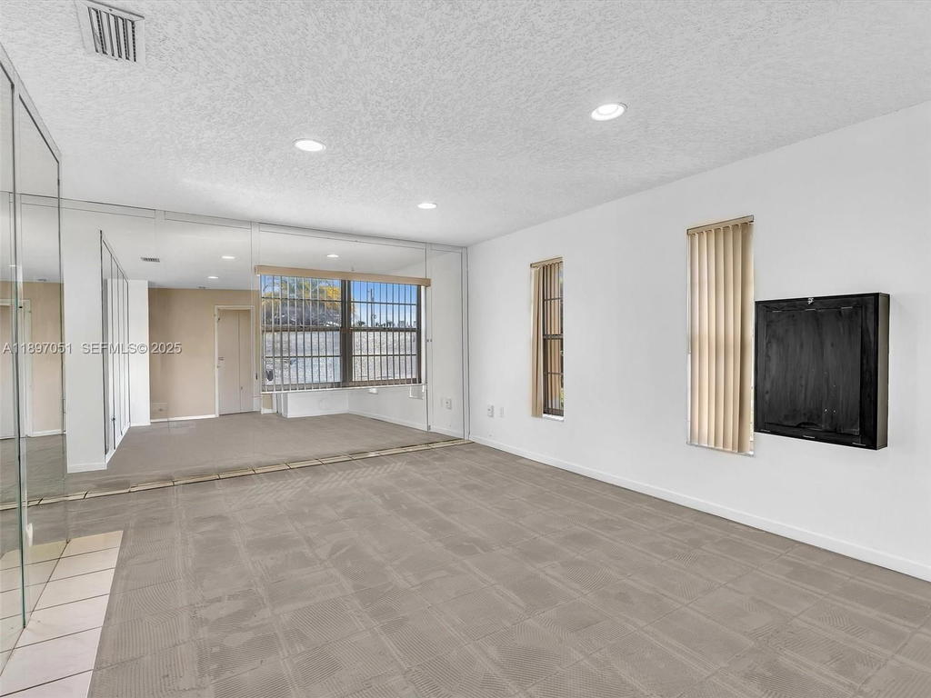 Real estate property located at 17995 105th Ave, Miami-dade, West Perrine, Miami, FL