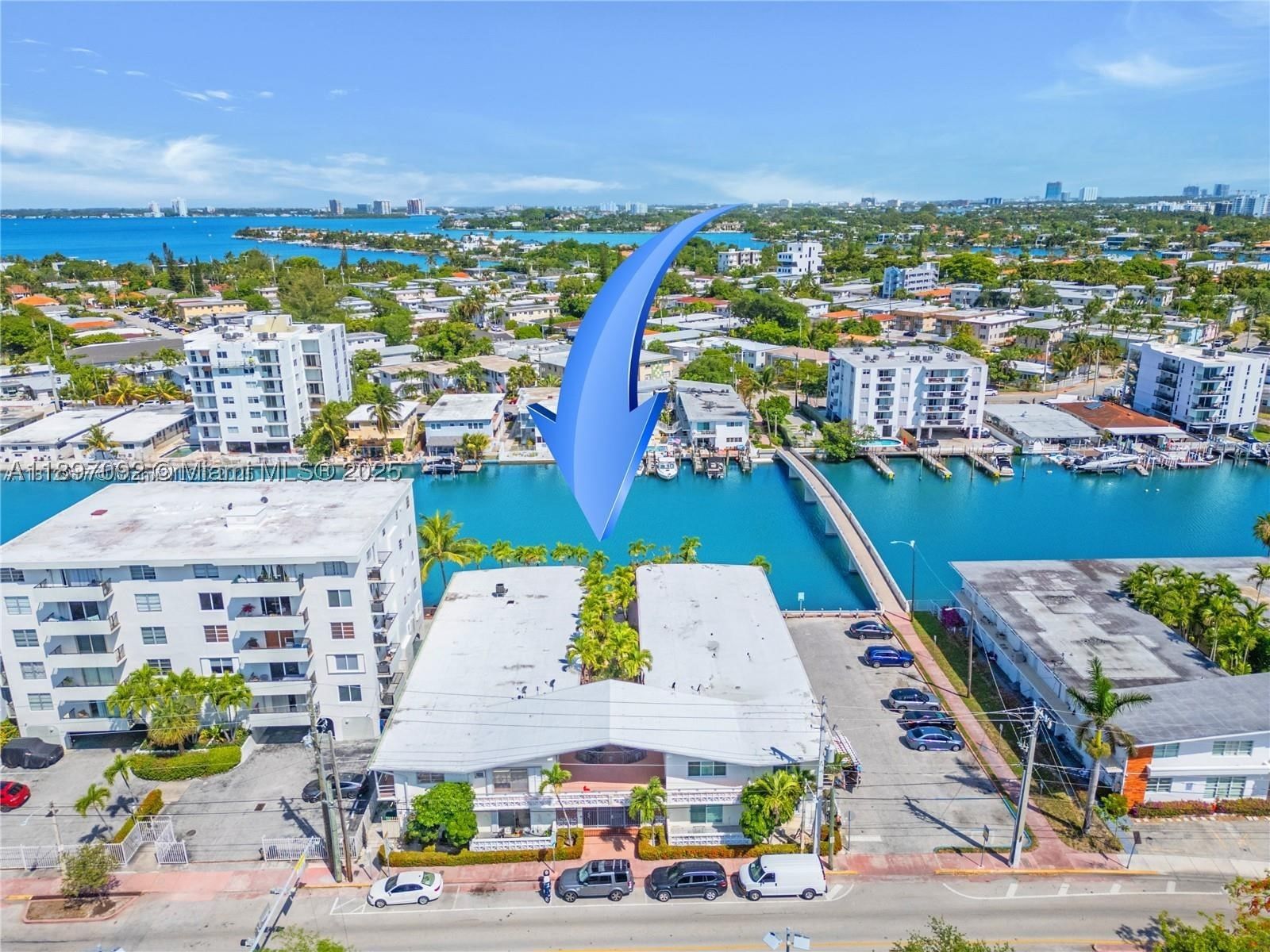 Real estate property located at 8040 Tatum Waterway Dr #7, Miami-dade, Creek Club # 3 Condo, Miami Beach, FL