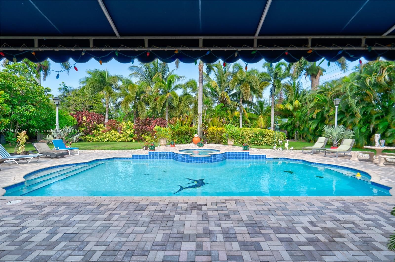 Real estate property located at 21551 187th Ave, Miami-dade, Keen Estates, Miami, FL