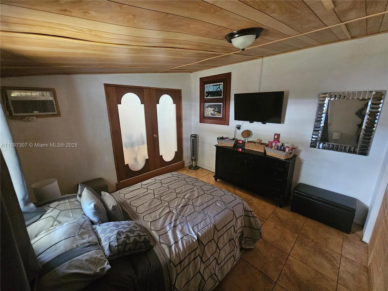 Real estate property located at 1020 33rd Ave, Miami-dade, Tamiami Pines, Miami, FL