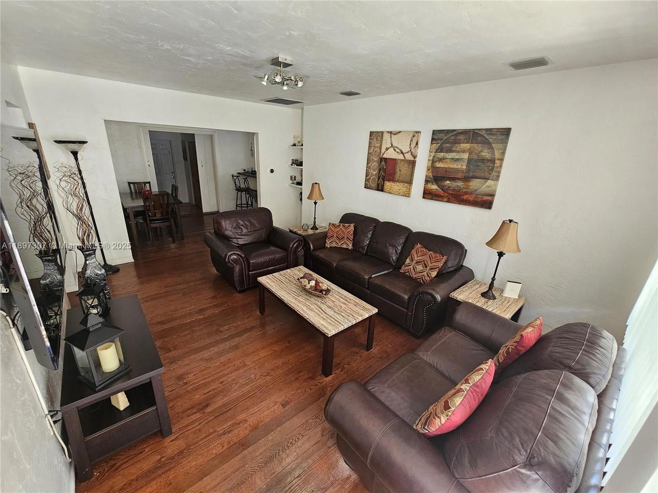 Real estate property located at 1020 33rd Ave, Miami-dade, Tamiami Pines, Miami, FL