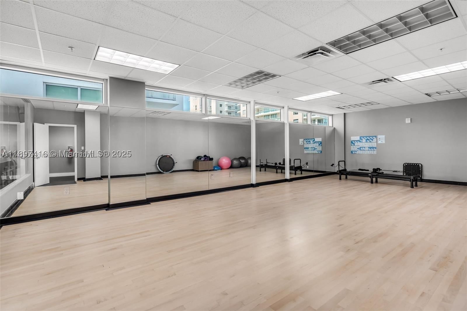 Real estate property located at 7928 East Dr #1202, Miami-dade, Eloquence On The Bay Cond, North Bay Village, FL
