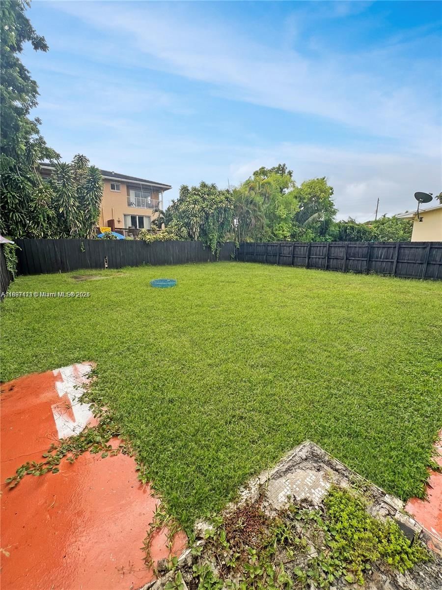 Real estate property located at 2783 - 2785 33rd Ct, Miami-dade, Silver Bluff Gardens, Miami, FL