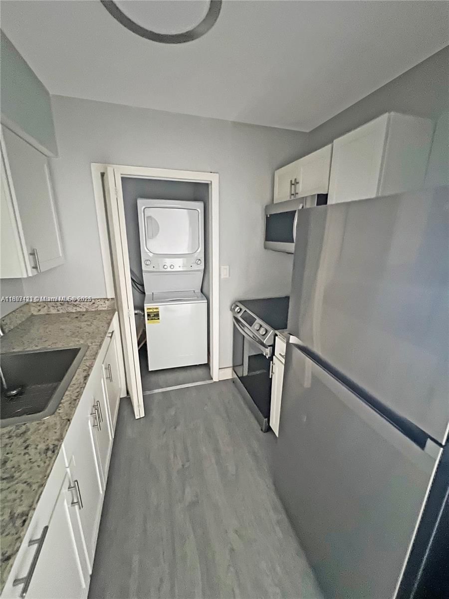 Real estate property located at 2783 - 2785 33rd Ct, Miami-dade, Silver Bluff Gardens, Miami, FL