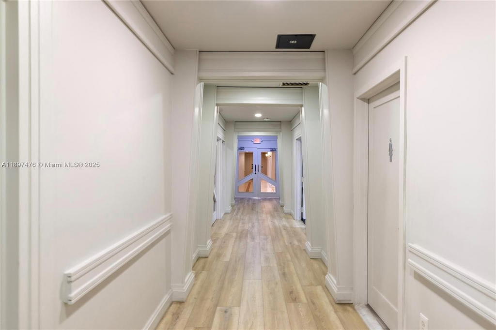 Real estate property located at 3200 Collins Ave #8-4, Miami-dade, Portugal Towers Condo, Miami Beach, FL
