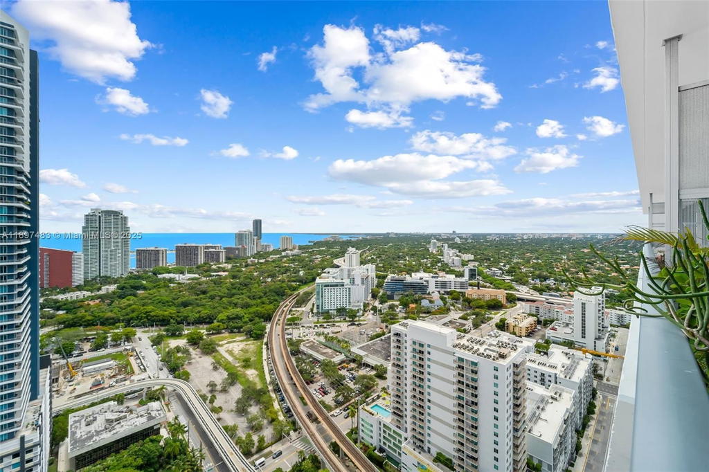 Real estate property located at 79 12th St PH3804, Miami-dade, The Axis On Brickell Cond, Miami, FL