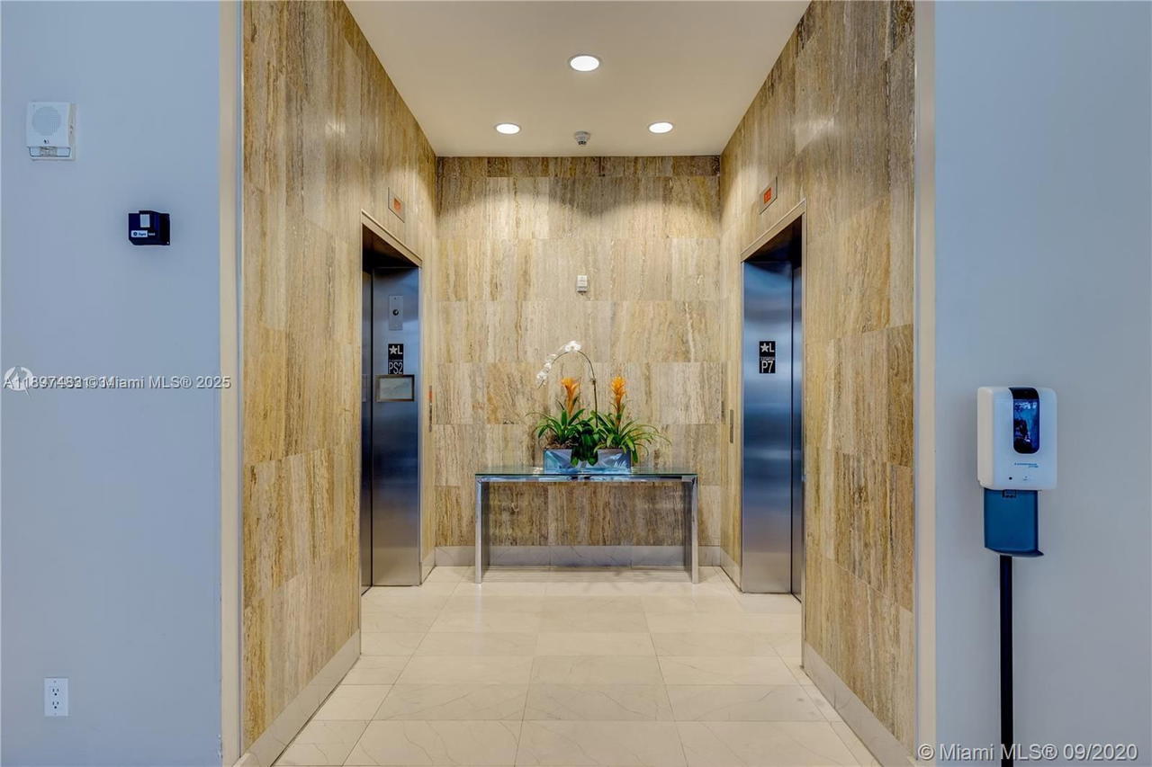 Real estate property located at 79 12th St PH3804, Miami-dade, The Axis On Brickell Cond, Miami, FL