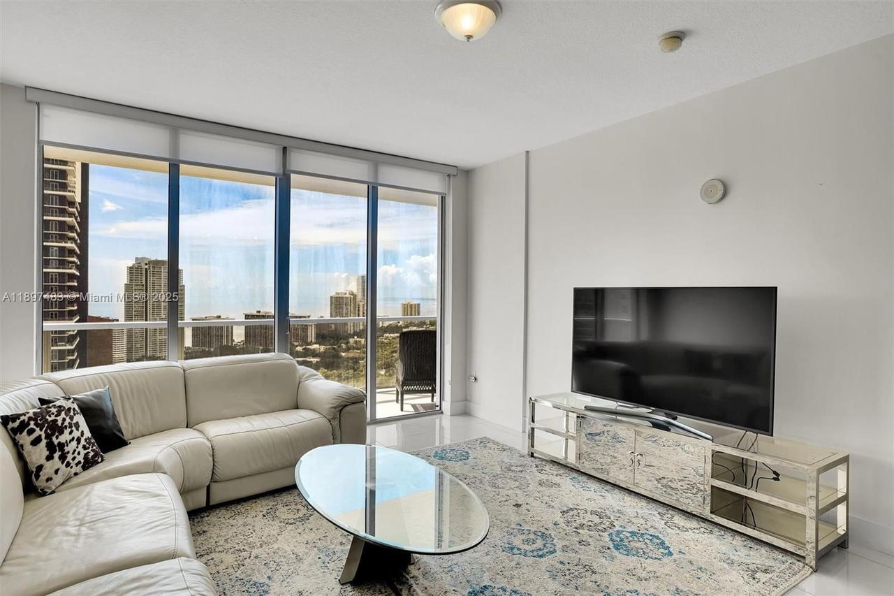 Real estate property located at 79 12th St PH3804, Miami-dade, The Axis On Brickell Cond, Miami, FL