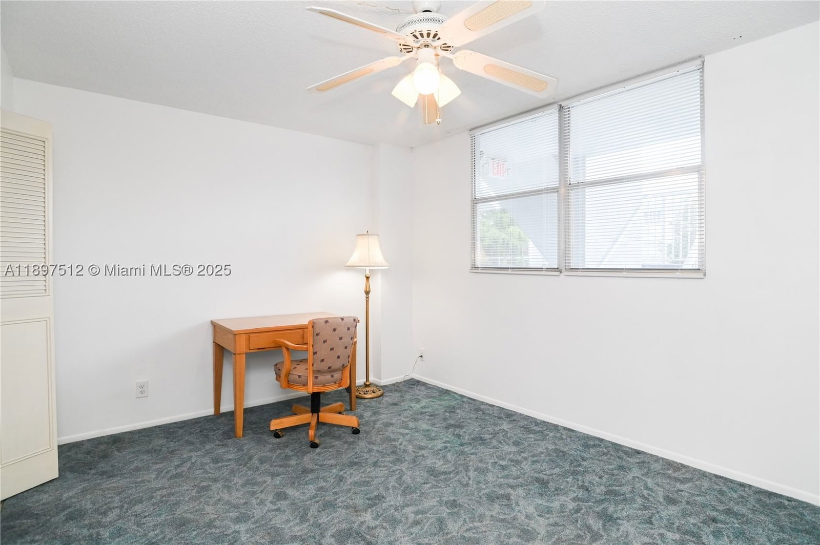Real estate property located at 110 Royal Park Dr #2H, Broward, Royal Park Condo, Oakland Park, FL