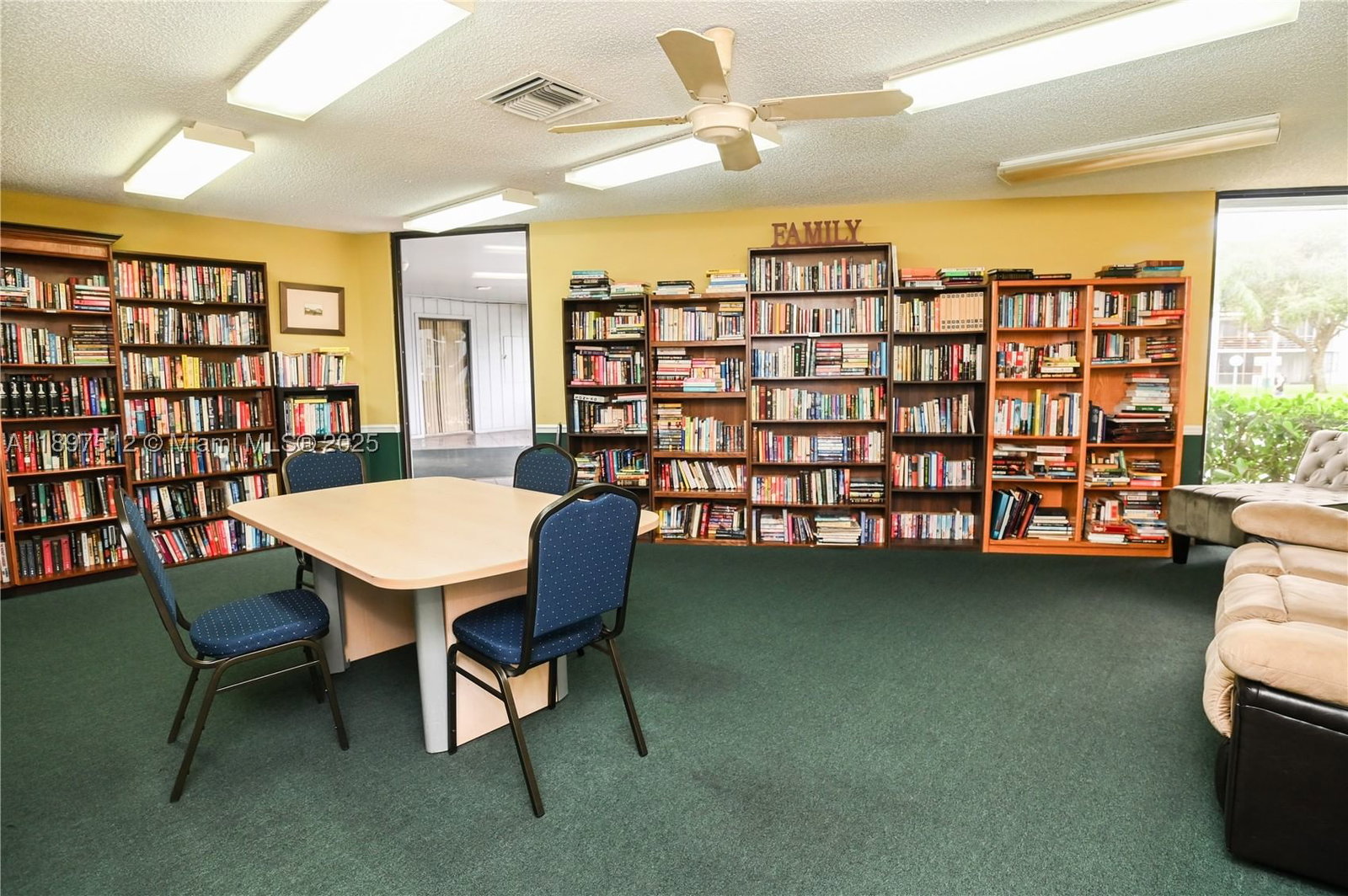 Real estate property located at 110 Royal Park Dr #2H, Broward, Royal Park Condo, Oakland Park, FL