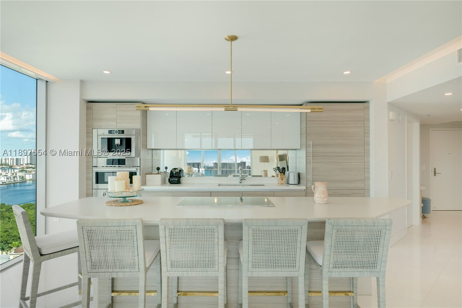Real estate property located at 330 Sunny Isles Blvd #5-1902, Miami-dade, Parque Towers Condo, Sunny Isles Beach, FL